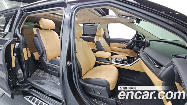 Kia Carnival 4세대 Signature, 2021 11