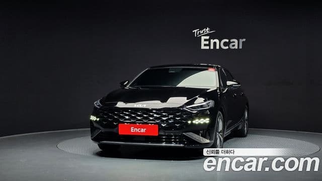 Kia K8 гибрид Signature, 2022 3