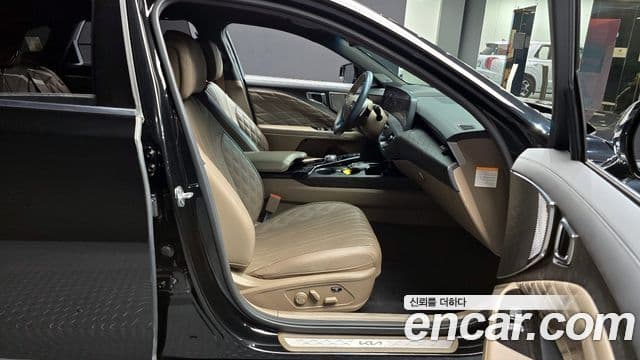 Kia K8 гибрид Signature, 2022 10