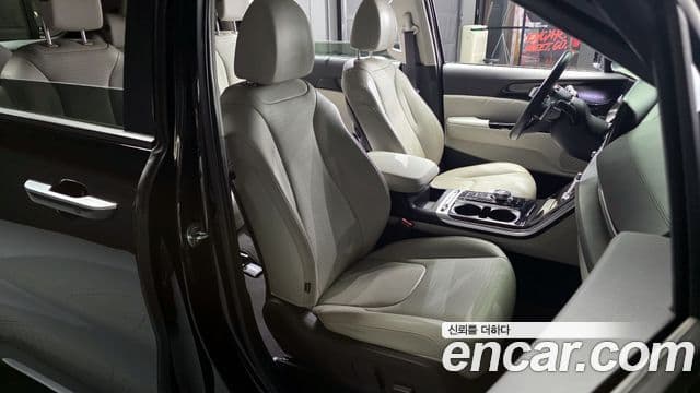 Kia Carnival 4세대 Signature, 2021 12