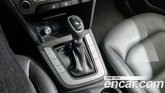 Hyundai Avante AD 1.6 GDI Value Plus, 2018 9