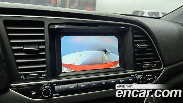 Hyundai Avante AD 1.6 GDI Value Plus, 2018 17