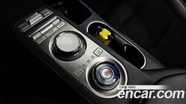 Genesis GV70, 2023 9