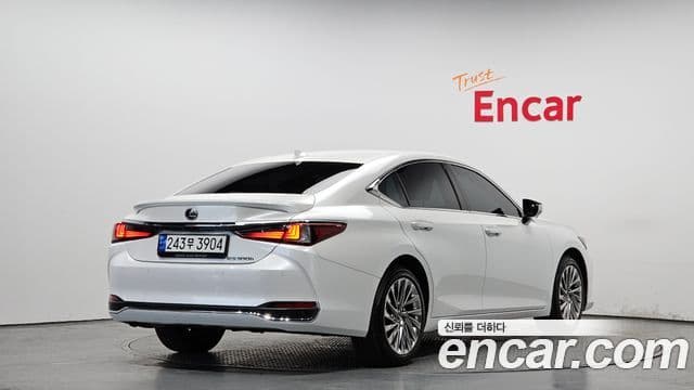 Lexus ES300h 7세대 Executive, 2023 2