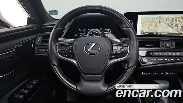 Lexus ES300h 7세대 Executive, 2023 13