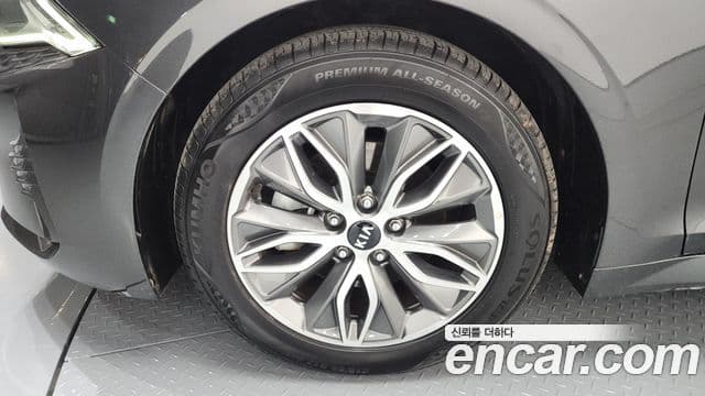 Kia K5 гибрид 3세대 Prestige, 2020 все фото