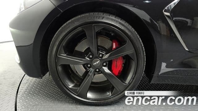 Genesis G70 Prestige, 2019 все фото