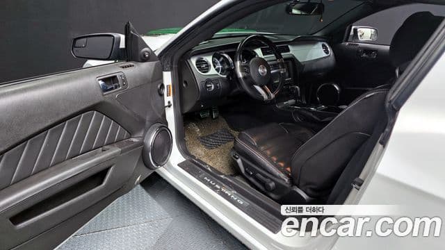 Ford Mustang купе, 2013 10