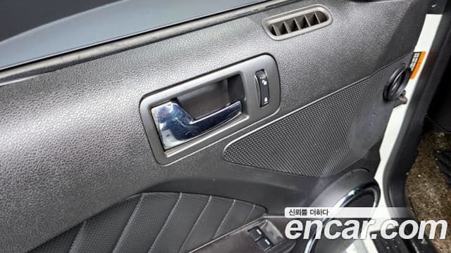 Ford Mustang купе, 2013 19