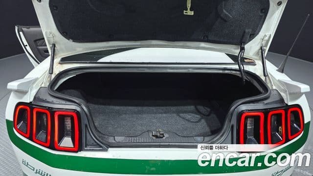 Ford Mustang купе, 2013 20