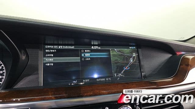 Genesis EQ900 Premium Luxury, 2017 18