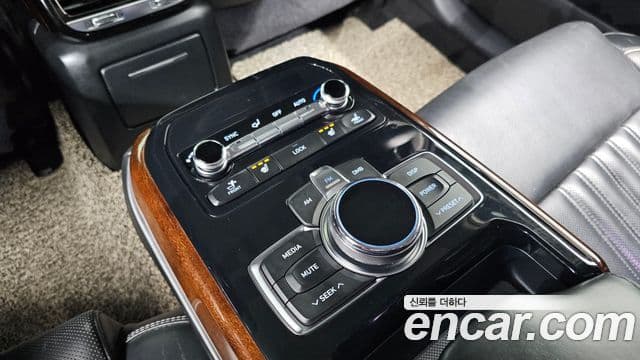 Genesis EQ900 Premium Luxury, 2017 19