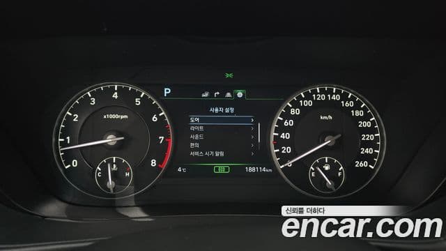 Genesis EQ900 Luxury, 2018 8