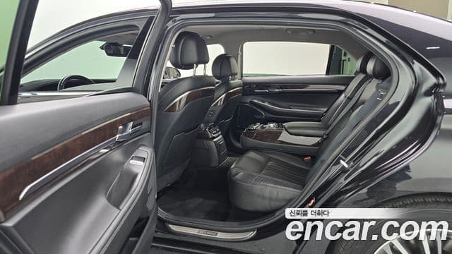 Genesis EQ900 Luxury, 2018 13