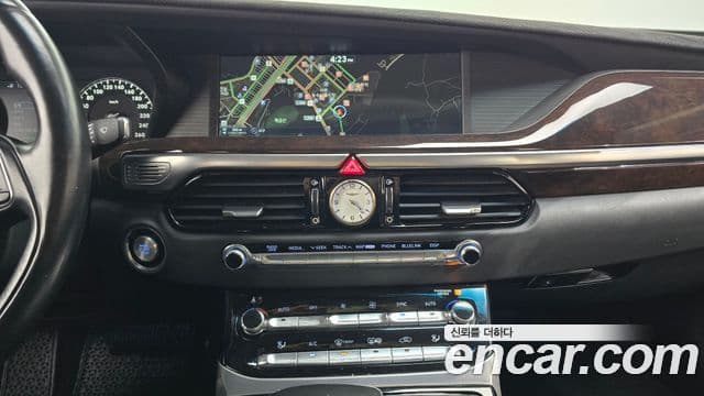 Genesis EQ900 Luxury, 2018 15