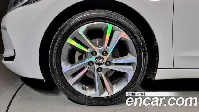 Hyundai Avante AD Premium, 2016 все фото