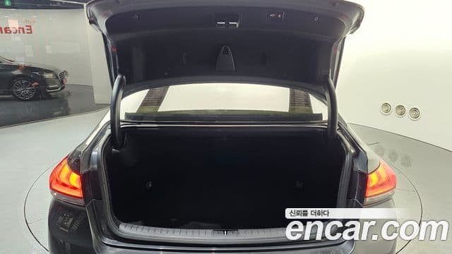 Genesis G80 Premium Luxury, 2017 20