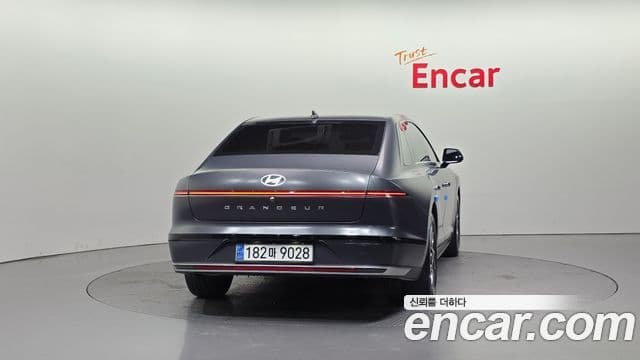 Hyundai Grandeur (GN7) Premium, 2023 4