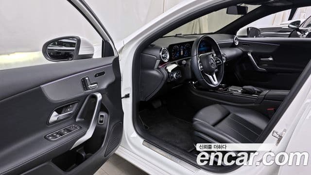 Mercedes-Benz A-класс W177 A250 4MATIC седан, 2021 10
