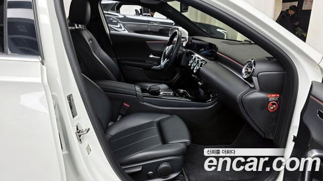 Mercedes-Benz A-класс W177 A250 4MATIC седан, 2021 11