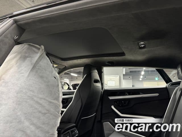 Lamborghini Urus 4.0 V8 SE, 2025 13