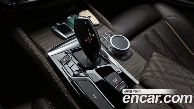 BMW 5시리즈 (G30) 520i M Sport, 2020 9