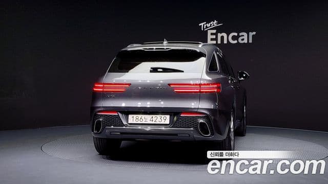 Genesis GV70, 2022 4