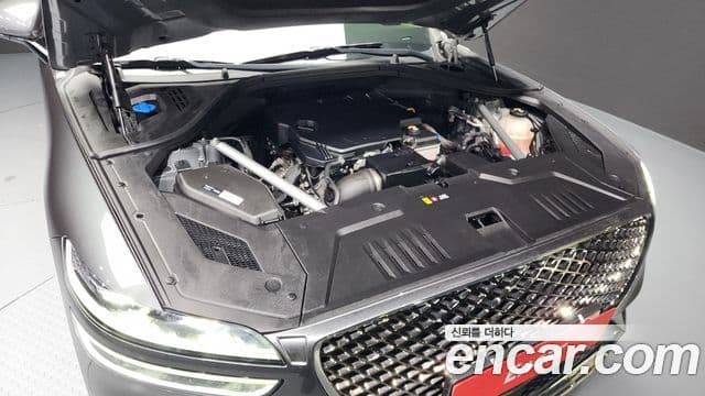 Genesis GV70, 2022 6