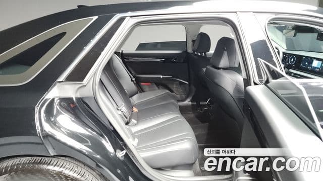 Hyundai Grandeur (GN7) Premium, 2023 12