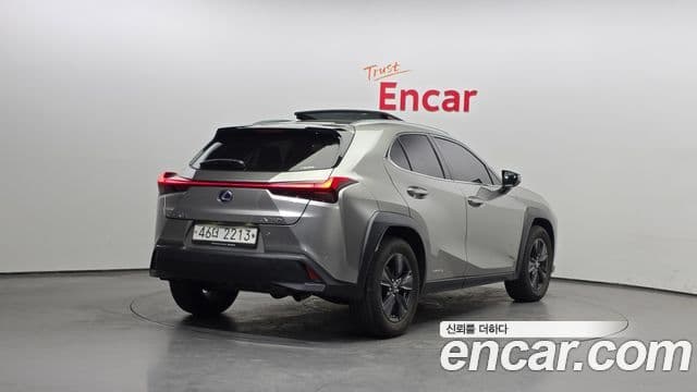Lexus UX250h, 2019 2