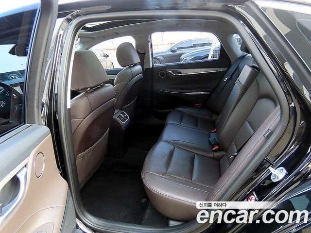 Hyundai Grandeur IG 3.3 Celebrity, 2019 11