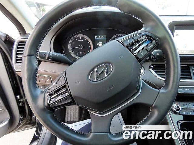 Hyundai Grandeur IG 3.3 Celebrity, 2019 13