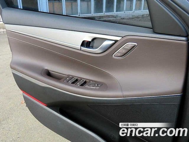 Hyundai Grandeur IG 3.3 Celebrity, 2019 17