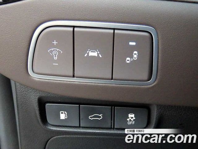 Hyundai Grandeur IG 3.3 Celebrity, 2019 18