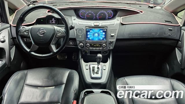 KG모빌리티(SsangYong) Korando 투리스모 4WD TX 9인승, 2017 7