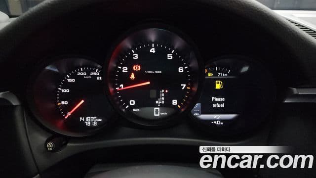 Porsche Macan 95B, 2019 8