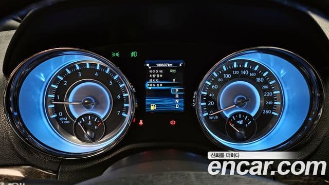 크라이슬러 The / новый New 300C, 2013 8