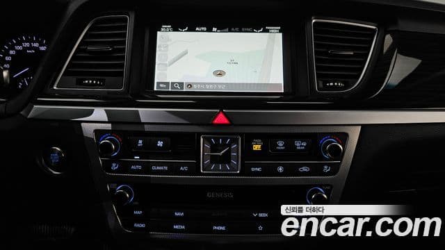 Genesis G80 Luxury, 2019 17