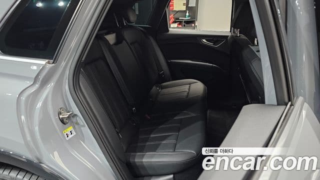 Audi Q4 e-Tron (F4) Premium, 2023 12