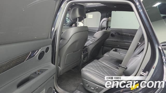 Genesis GV80 чёрный, 2025 11