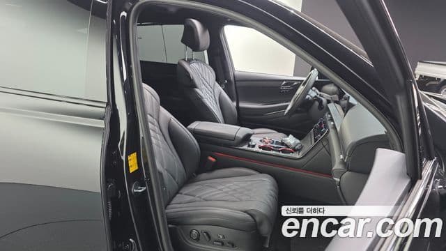 Genesis GV80 чёрный, 2025 12