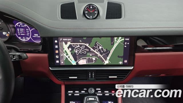 Porsche Cayenne (PO536) 3.0 купе Platinum Edition, 2023 14