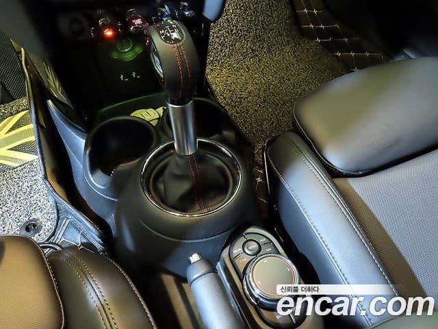 Mini Cooper S 3세대, 2019 11