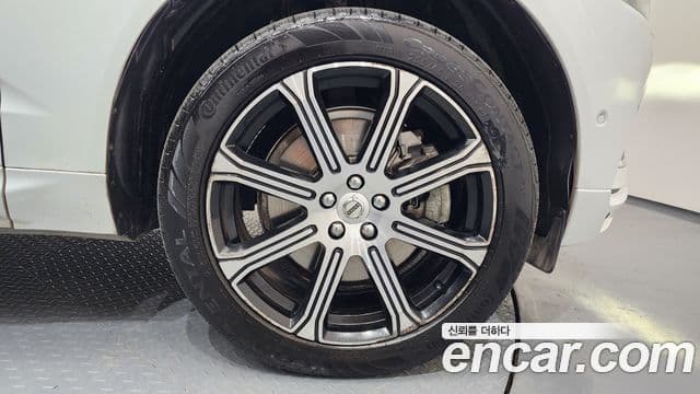 Volvo XC60 2세대 D5 Inscription, 2019 все фото