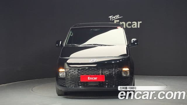 Hyundai Staria Modern, 2023 3