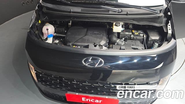 Hyundai Staria Modern, 2023 6