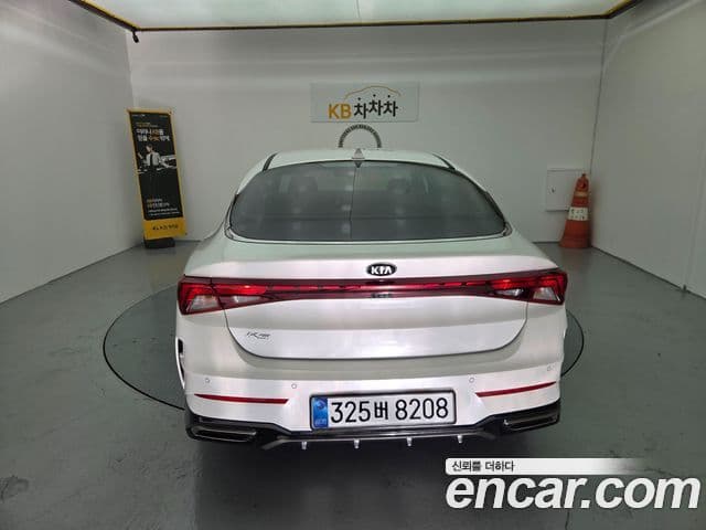 Kia K5 3세대 Trendy, 2021 4