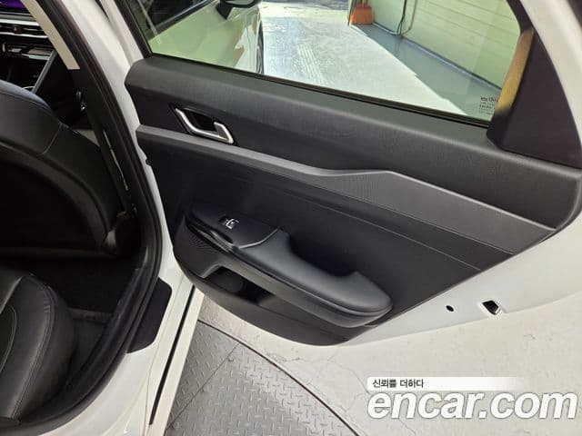 Kia K5 3세대 Trendy, 2021 15