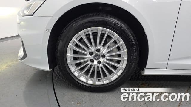 Audi A6 (C8) Premium, 2020 все фото