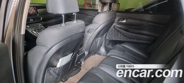 Hyundai The / новый New Santa Fe Exclusive, 2023 13